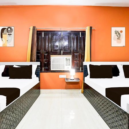 Fabhotel Rb Palace Варанаси Екстериор снимка